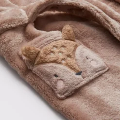 Front Page -Default Template 2 tuc143009088 Multi20Coloured R Z003A 6