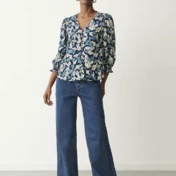 Front Page -Default Template 2 tuc143490650 Blue R Z003A