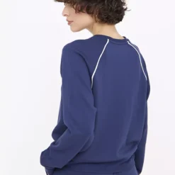 Front Page -Default Template 2 tuc144039617 Navy R Z004A 1