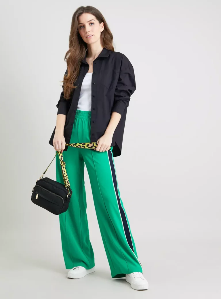 Front Page -Default Template 2 tuc141915221 Black R Z002A 768x1040 1